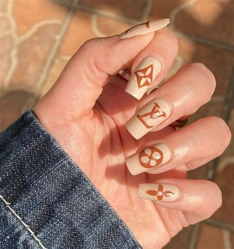 louis vuitton lv nails|how to make Louis Vuitton nails.